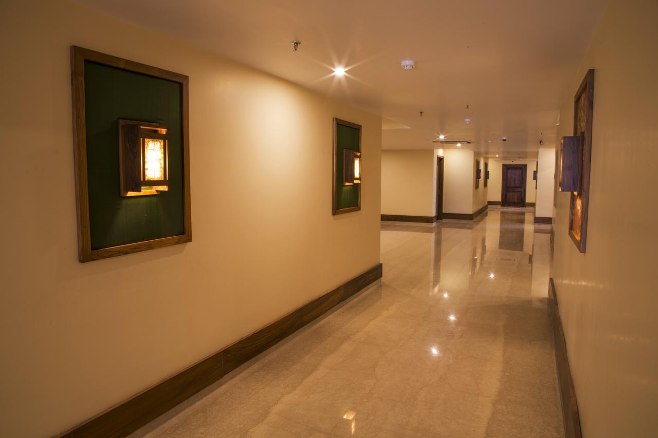 The Guwahati Address By Centre Point Luaran gambar